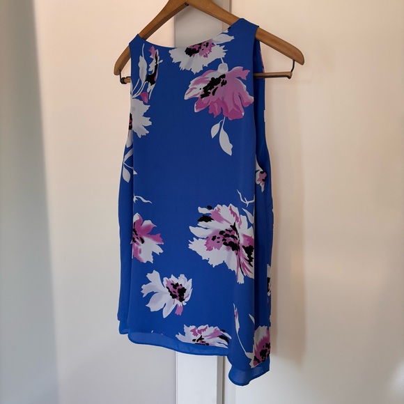 Jasmine & Juliana Blue‎ With Tropical Flowers Top Sleeveless Blouse - Picture 8 of 11